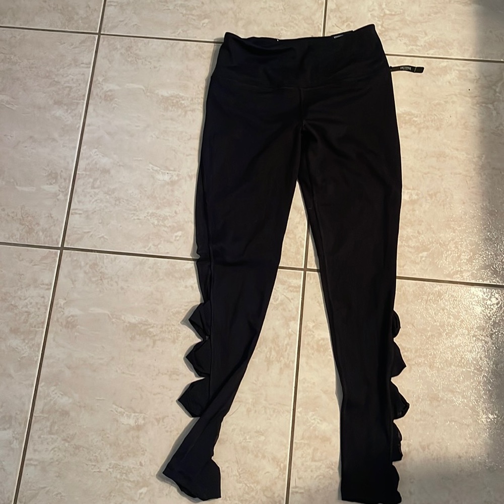 Victoria Secret sport knockout tight size small/long